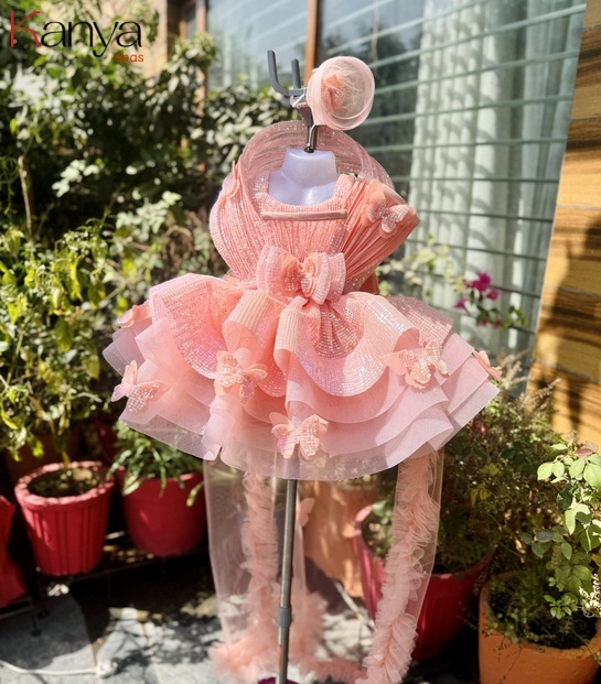 Buttery theme Peach shade layered outfit with shoulder structural design